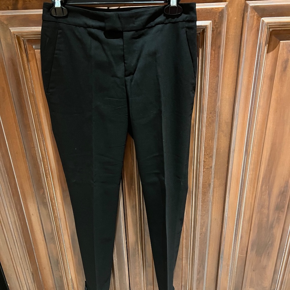 Red Valentino black cropped pant with bow at the ankle.